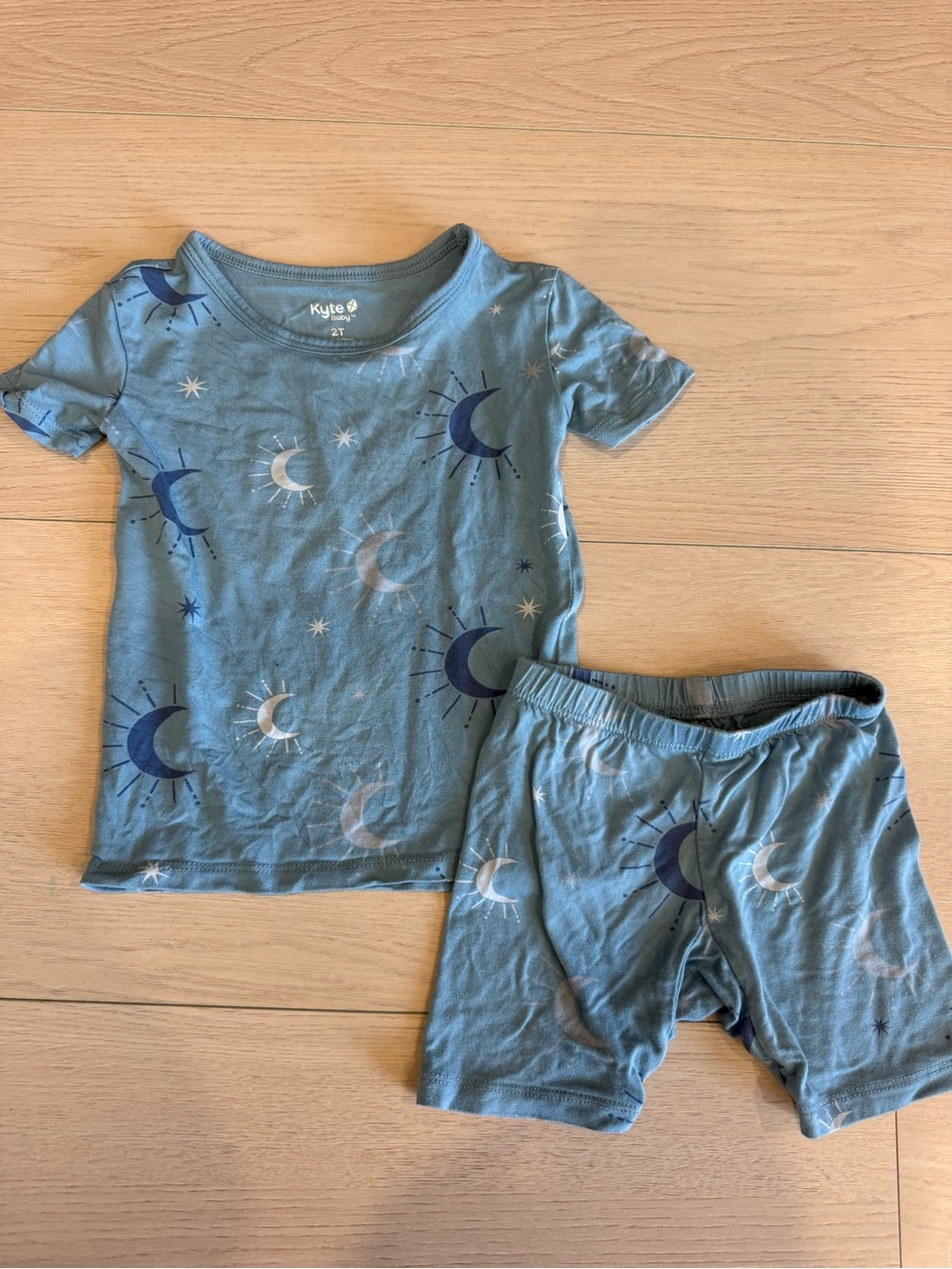 Kyte BABY Blue Moon & Star Short Pajama Set | 2T